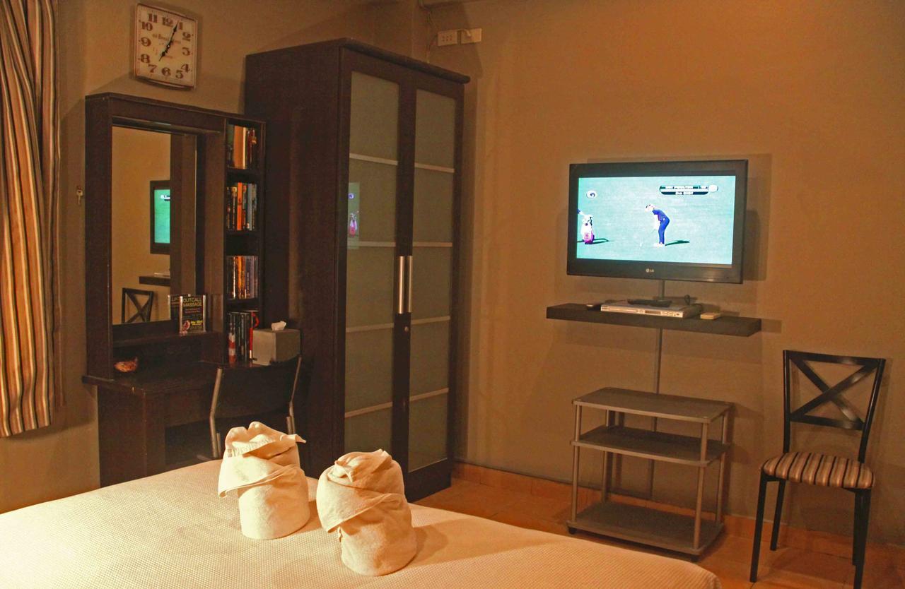 The Golf Club Pattaya Hotel Luaran gambar
